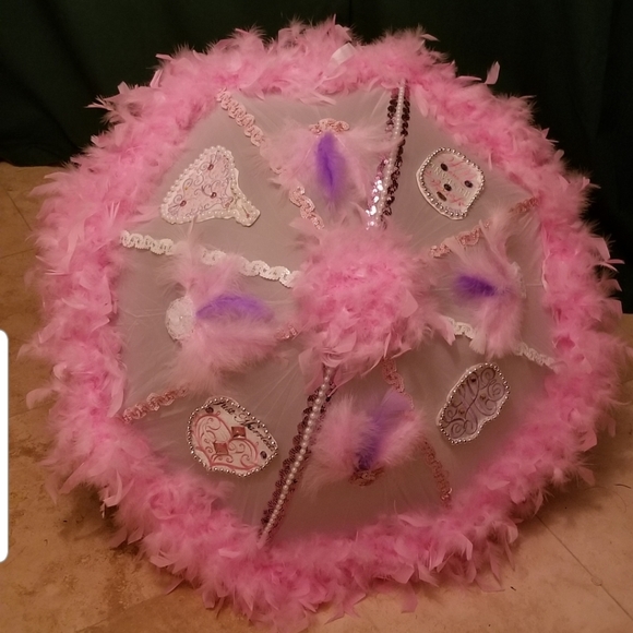 Customized 2nd Line Umbrellas - Picture 7 of 8